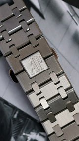 Audemars Piguet Royal Oak Selfwinding 2 year factory warranty