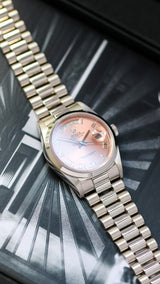 Rolex Day-Date 36 Amazing condition salmon dial Ref18206