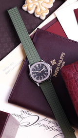 Patek Philippe Aquanaut Full set khaki uncut strap