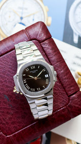 Patek Philippe Nautilus Pristine condition. Box and papers 3800/1a