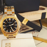 Patek Philippe Full Gold Jumbo Aquanaut, extract of the archives, box, patek serviced