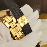 Patek Philippe Full Gold Jumbo Aquanaut, extract of the archives, box, patek serviced