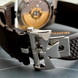 Vacheron Constantin Overseas, Rare chestnut brown dial