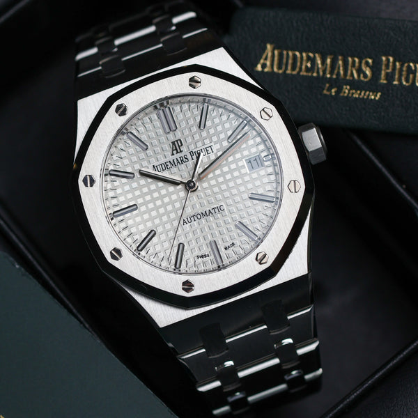 Audemars Piguet Royal Oak 15450ST Self-winding immaculate condition