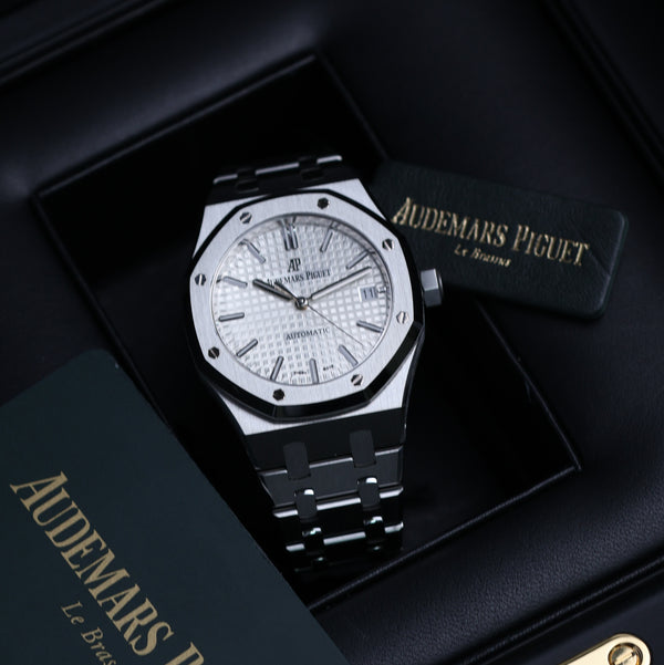 Audemars Piguet Royal Oak 15450ST Self-winding immaculate condition