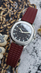 Patek Philippe Aquanaut Choose your color strap. All original patek