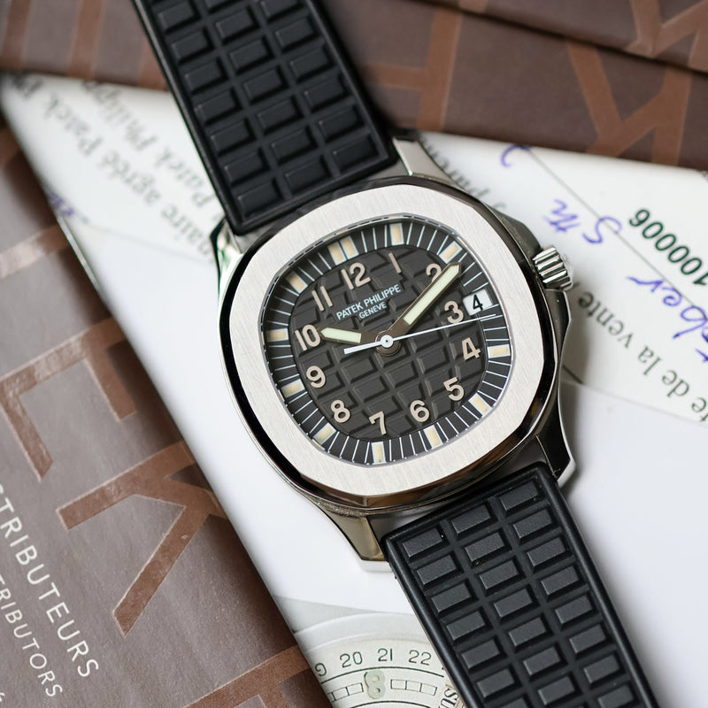 Patek Philippe Aquanaut 5060 First Edition Full Set with Tritium Dial & Nautilus Clasp