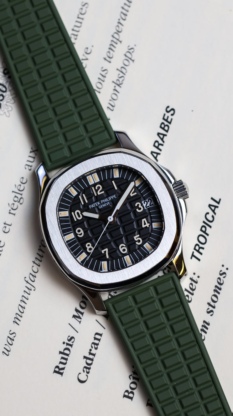 Patek Philippe Aquanaut Full set khaki uncut strap