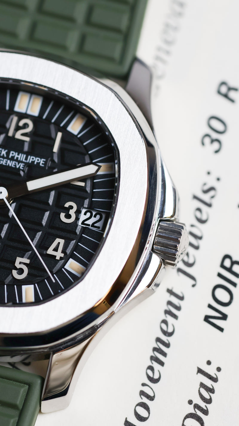 Patek Philippe Aquanaut Full set khaki uncut strap