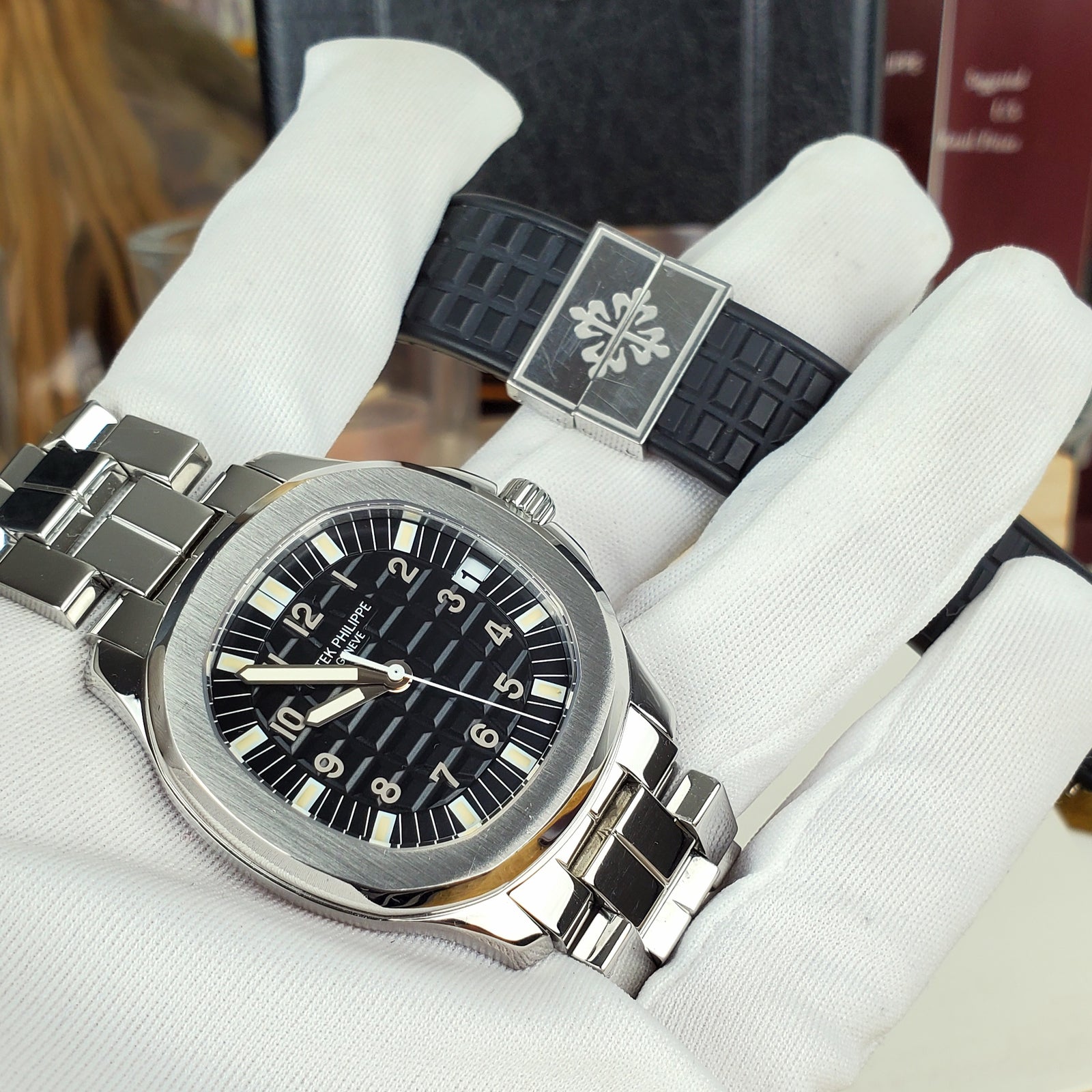 Patek Philippe Super full set Jumbo Aquanaut including 2 year